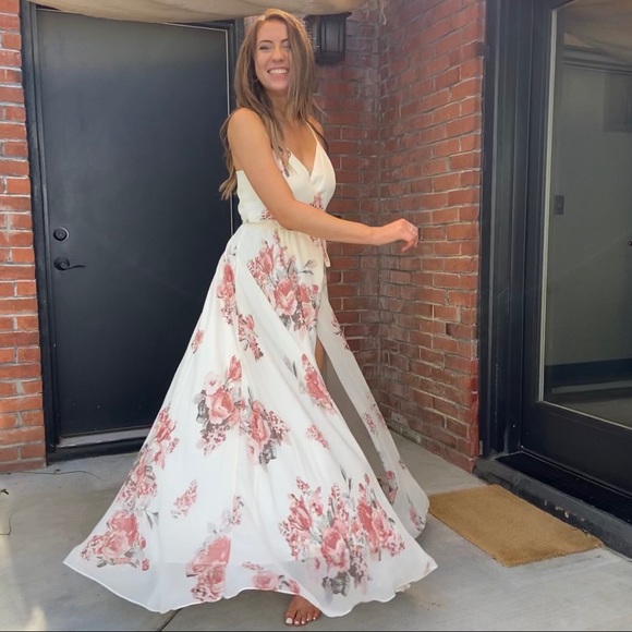 Elegant Cream and Blush Floral Wrap Maxi Dress 🌿 - Picture 1 of 12